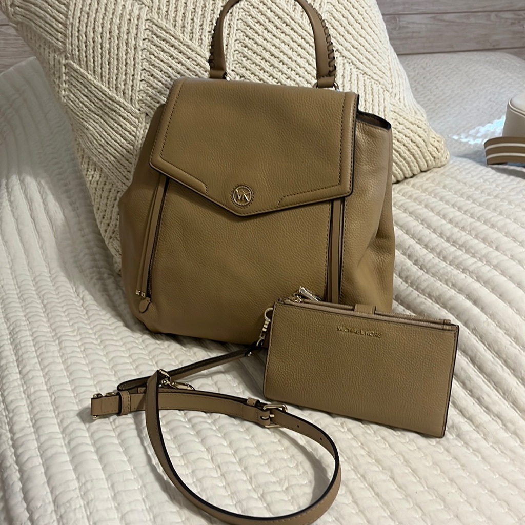 Brand New Never Used Tan Leather Bag